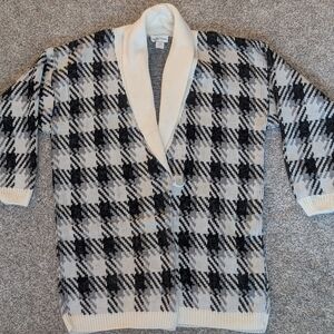 Vtg 90s Carriage Court Womens Cardigan Sweater Black/White Design Size Medium